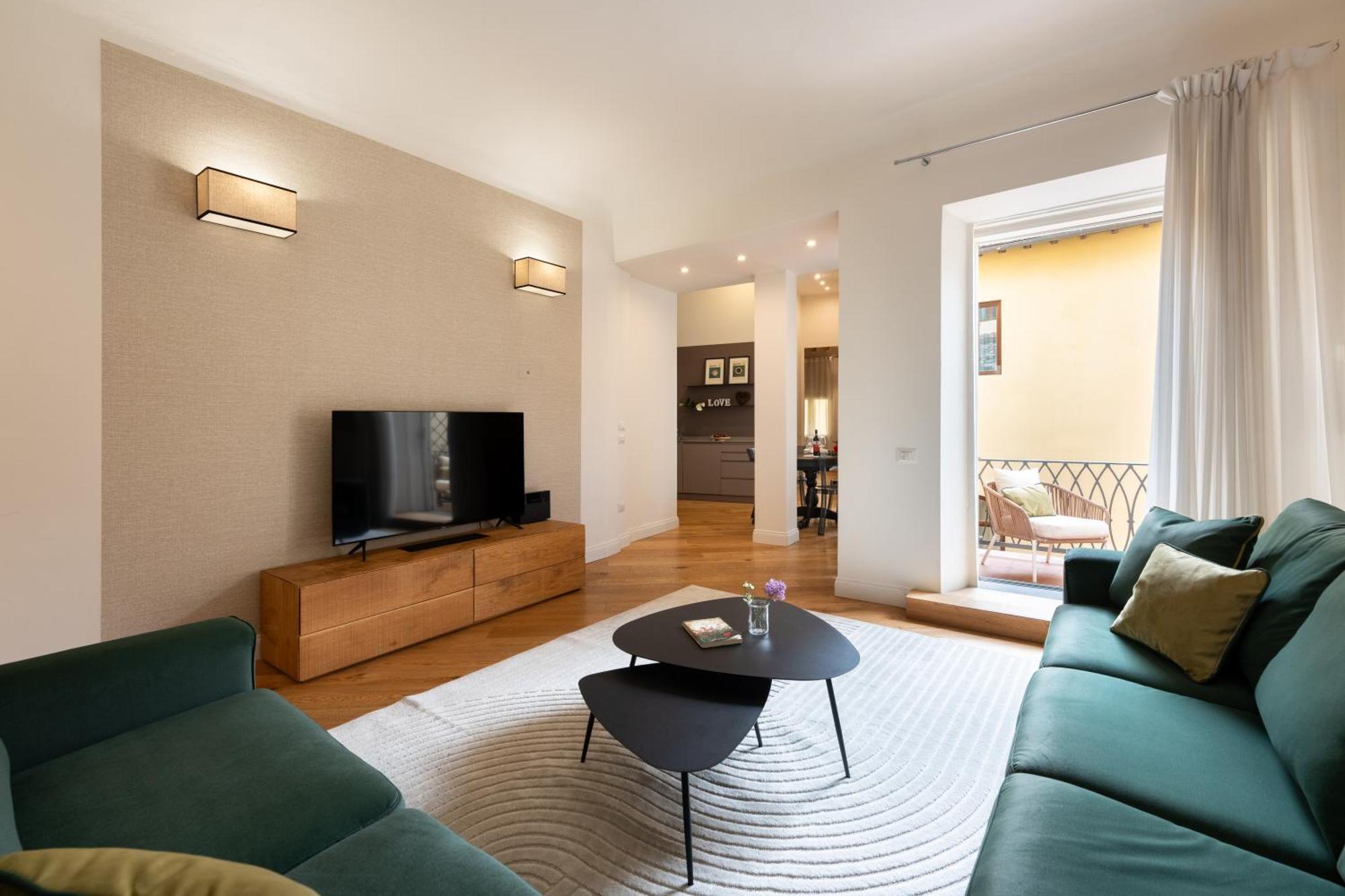 Tg - One Bedroom Luxury Apartment In The Fashion District Флоренція Екстер'єр фото