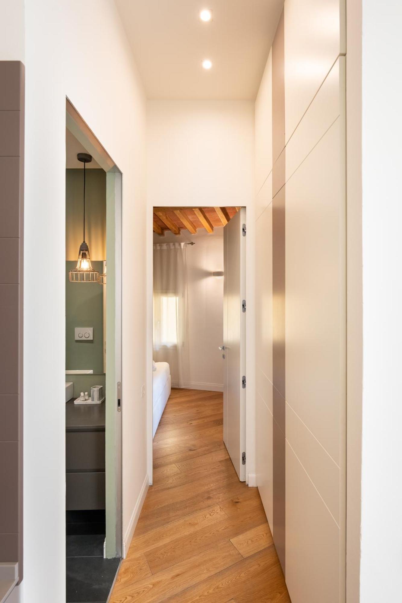 Tg - One Bedroom Luxury Apartment In The Fashion District Флоренція Екстер'єр фото